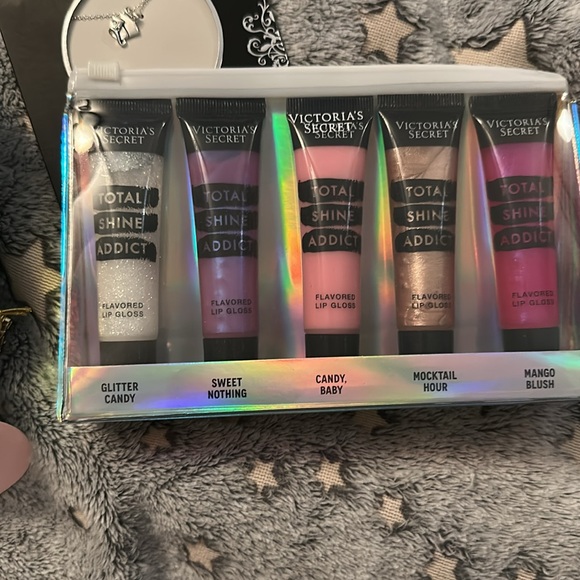 133- Alice in Wonderland themed bundle❤️ - Picture 6 of 6